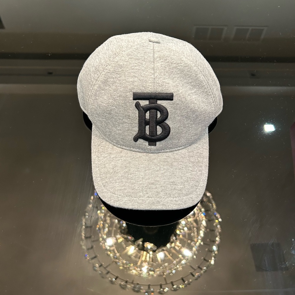 Burberry cap